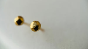 Faceted Studs